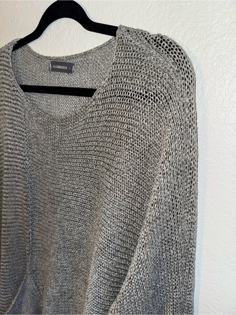 ALEMBIKA Gray Tan Asymmetrical Knit Mesh Pullover Lagenlook Dolan Sleeve Top M - Picture 3 of 9